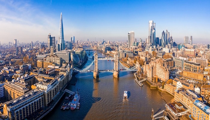 700best country to study and work uk
